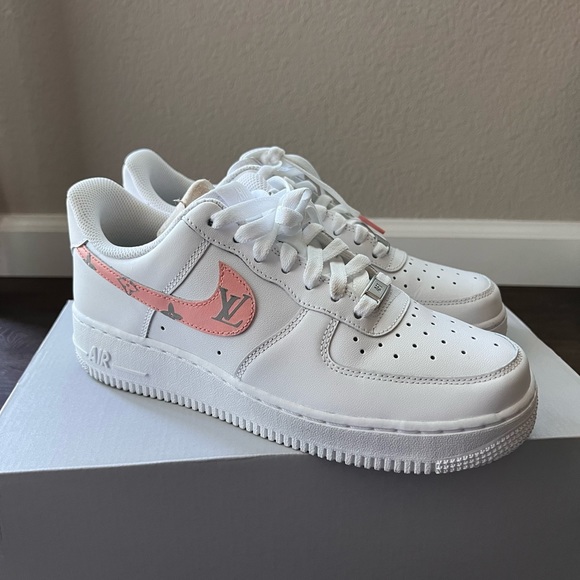 Custom Nike Air Force 1’s - Picture 6 of 10
